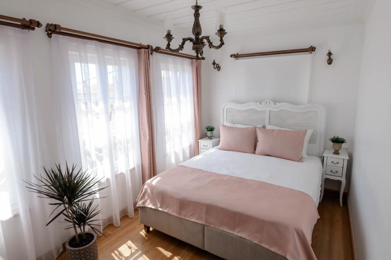 Baris Otel Cunda Ayvalı 外观 照片
