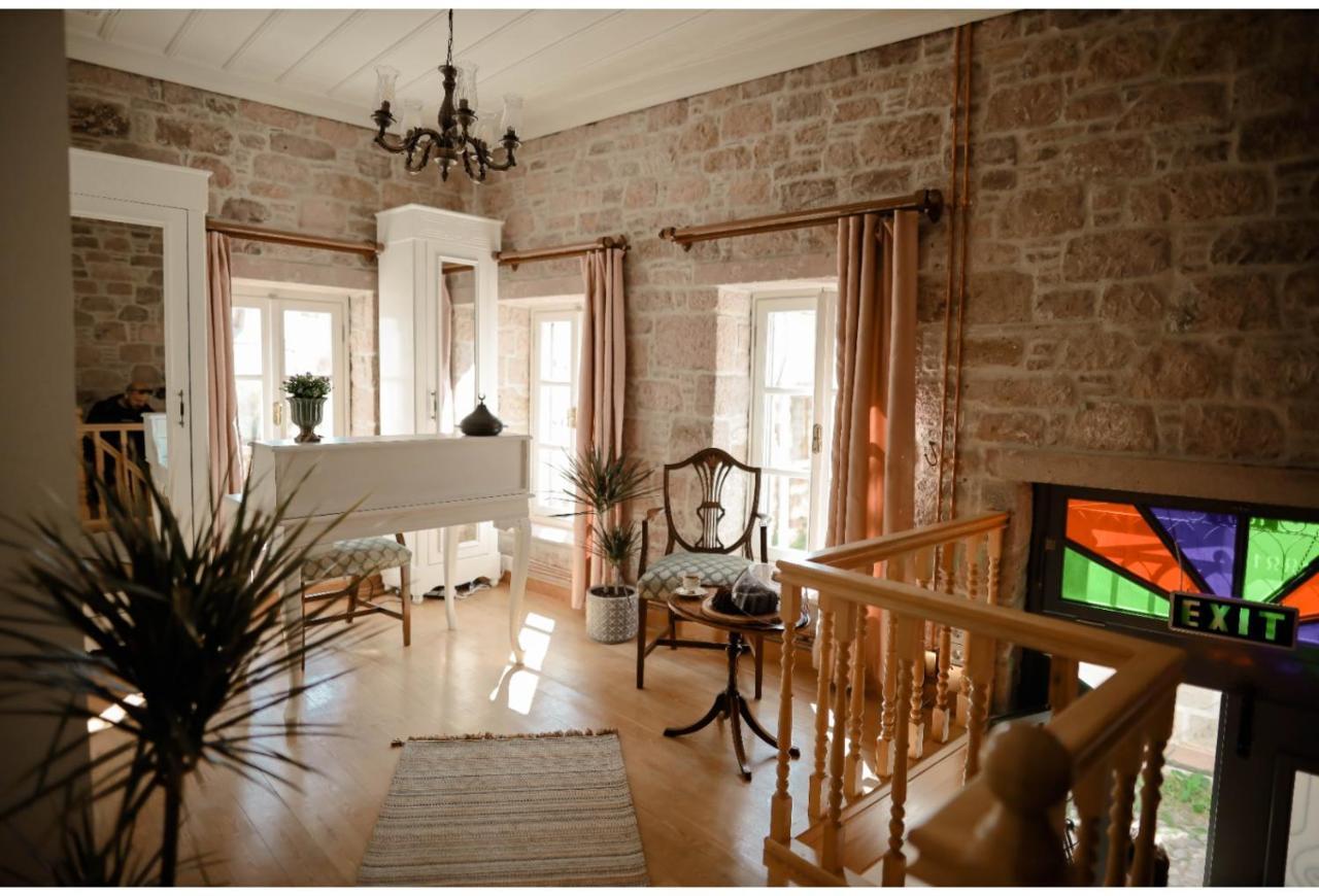 Baris Otel Cunda Ayvalı 外观 照片